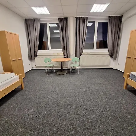 Апартаменты Monteuerzimmer *